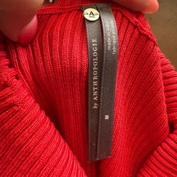 Anthropologie Cecilia Puffed Sleeves
Turtleneck long sleeve top sz M preloved - Picture 2 of 8